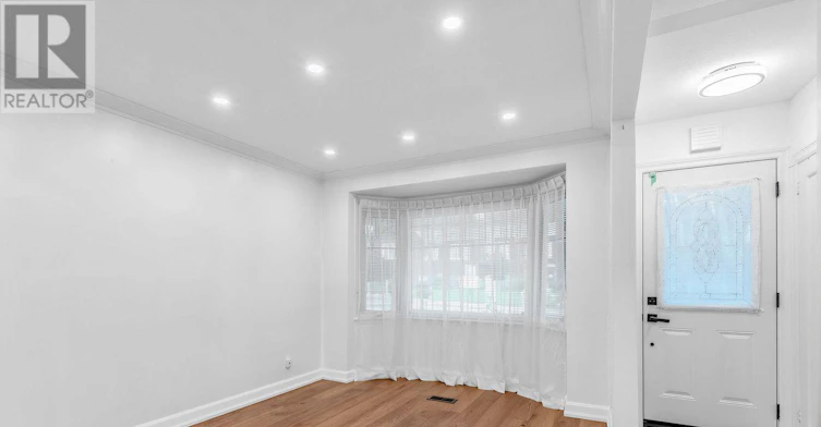 436 Oakwood Avenue, Toronto, ON, M6E 2W5 - 12