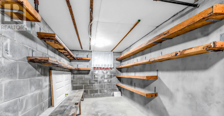 436 Oakwood Avenue, Toronto, ON, M6E 2W5 - 32