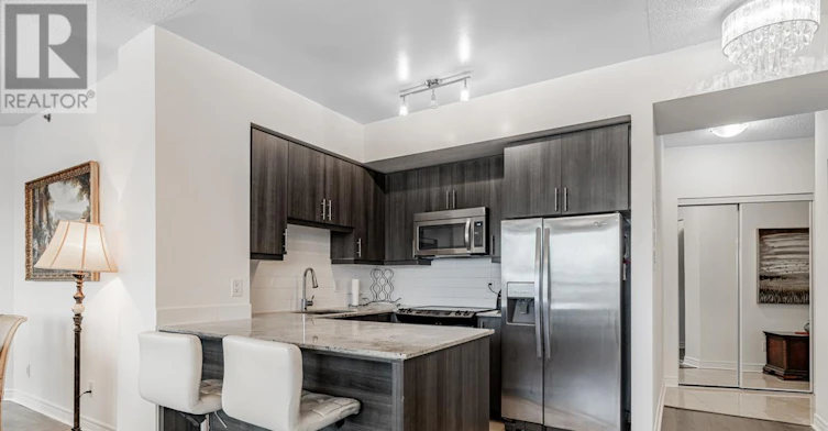 816-2756 Old Leslie Street, Toronto, ON, M2K 0E2 - 3