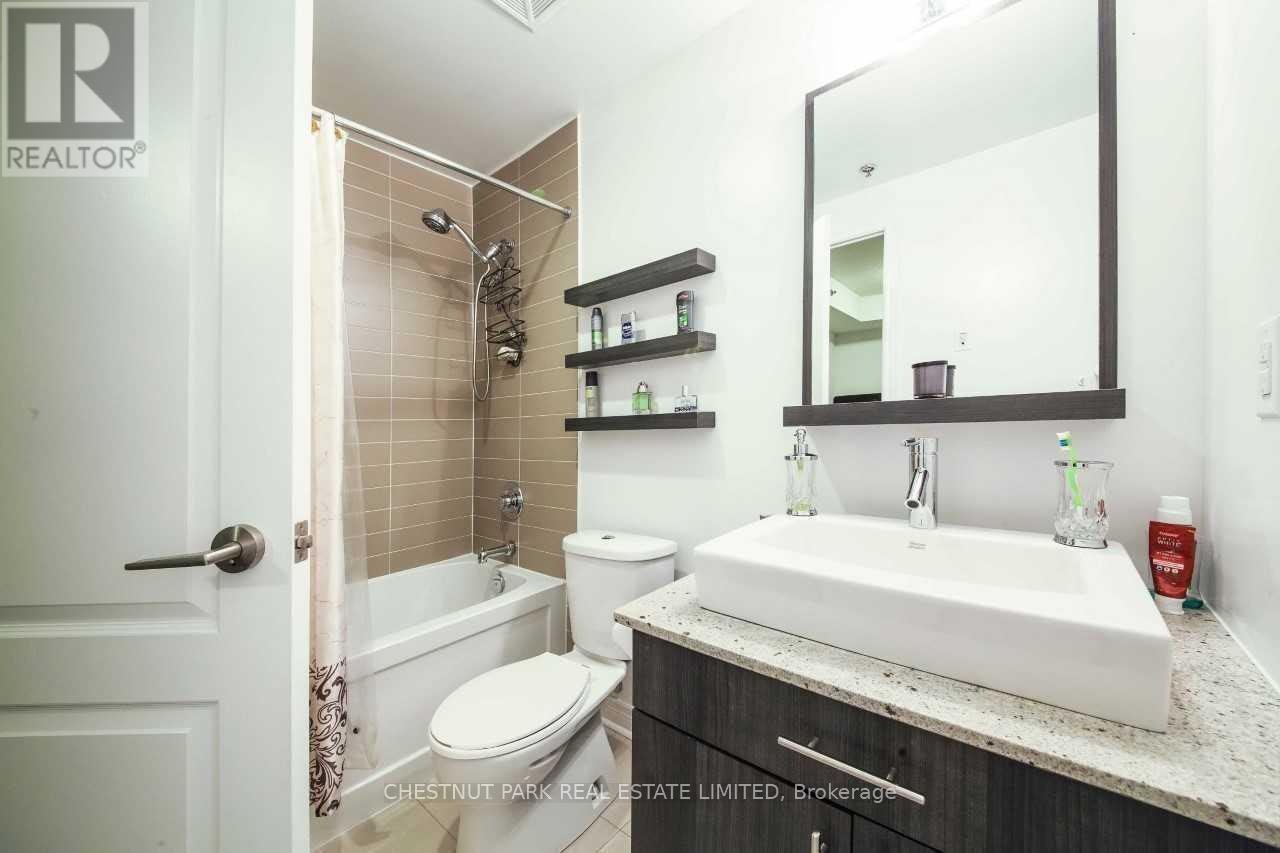 816-2756 Old Leslie Street, Toronto, ON, M2K 0E2 - 12