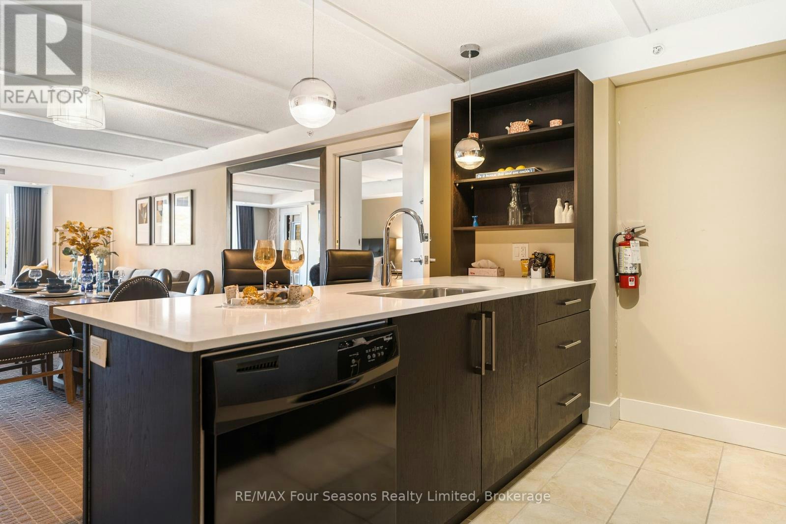 6210/6212-9 Harbour Street E, Collingwood, ON, L9Y 5C5