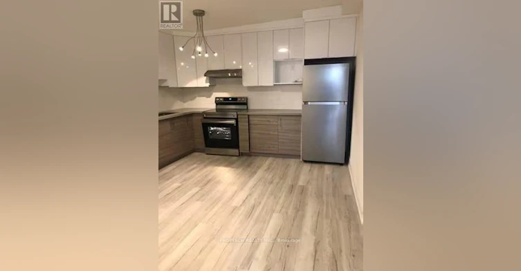 7-373 Broadview Avenue, Toronto, ON, M4K 2M7