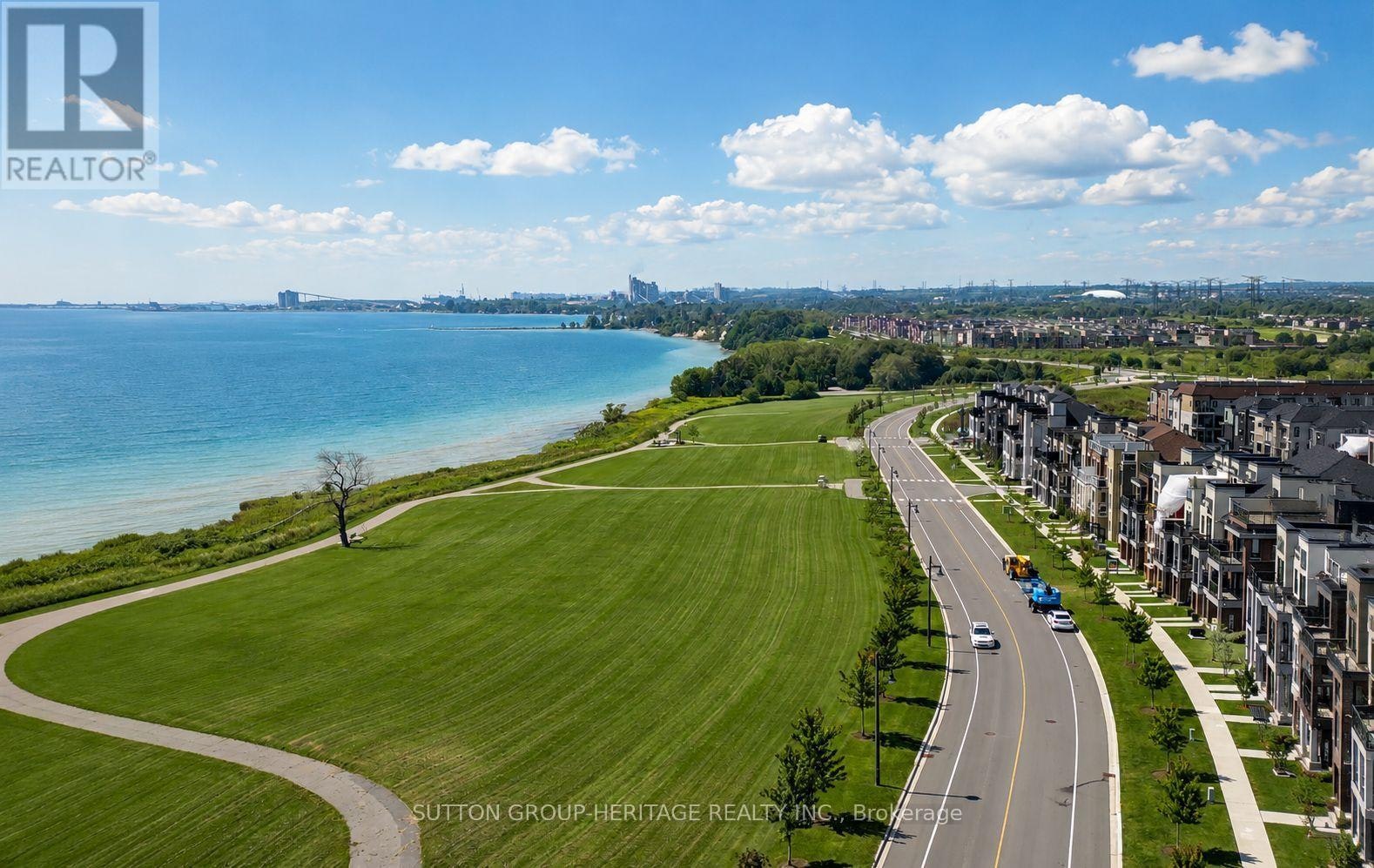 22 C Lookout Drive, Clarington, ON, L1C 7G1