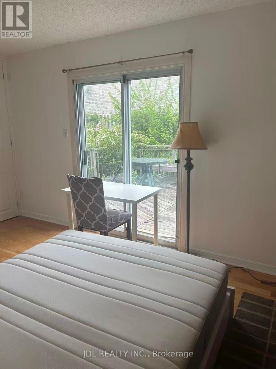 3528 Ellesmere Road, Toronto, ON, M1C 3Z2 - 2