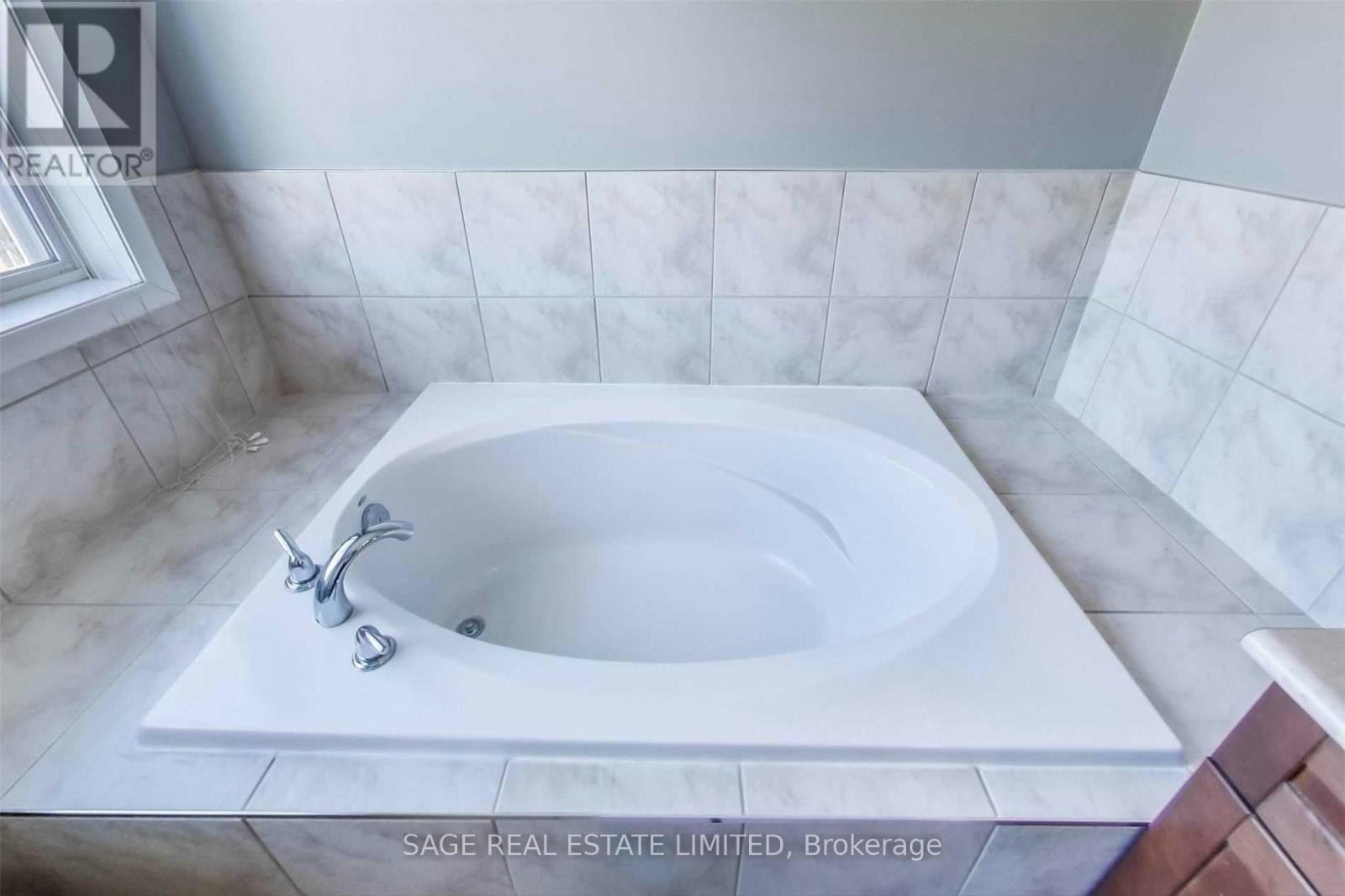 1131 Barr Crescent, Milton, ON, L9T 6X8 - 17