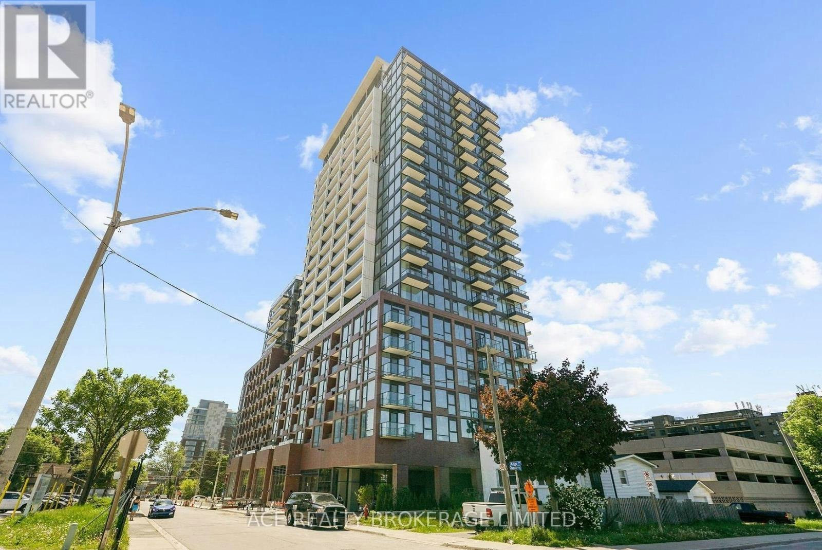 1116-28 Ann Street, Mississauga, ON, L5G 3G1