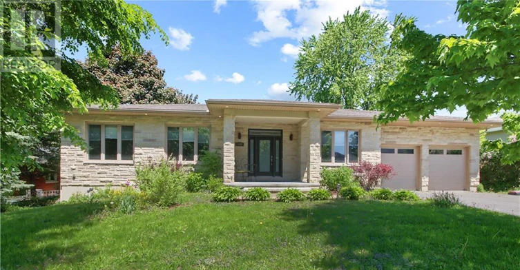 159 Roger Road, Ottawa, ON, K1H 5C7