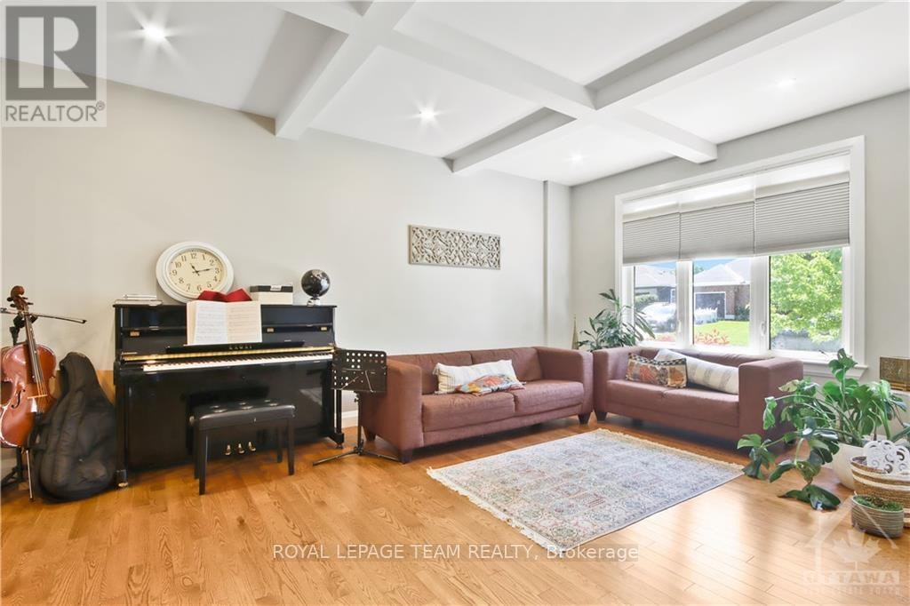 159 Roger Road, Ottawa, ON, K1H 5C7 - 8