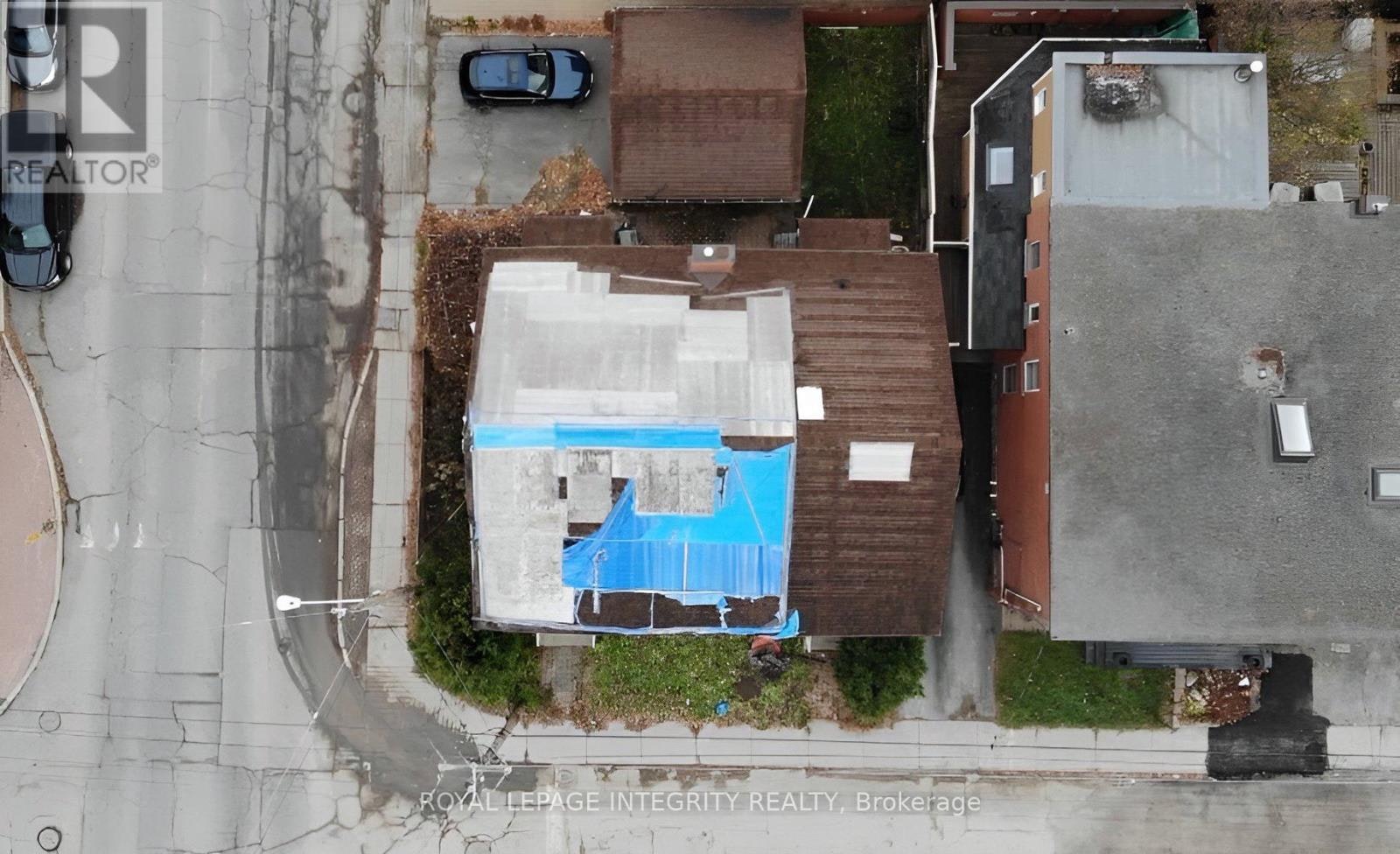 24-26 Concord Street N, Ottawa, ON, K1S 0Y2