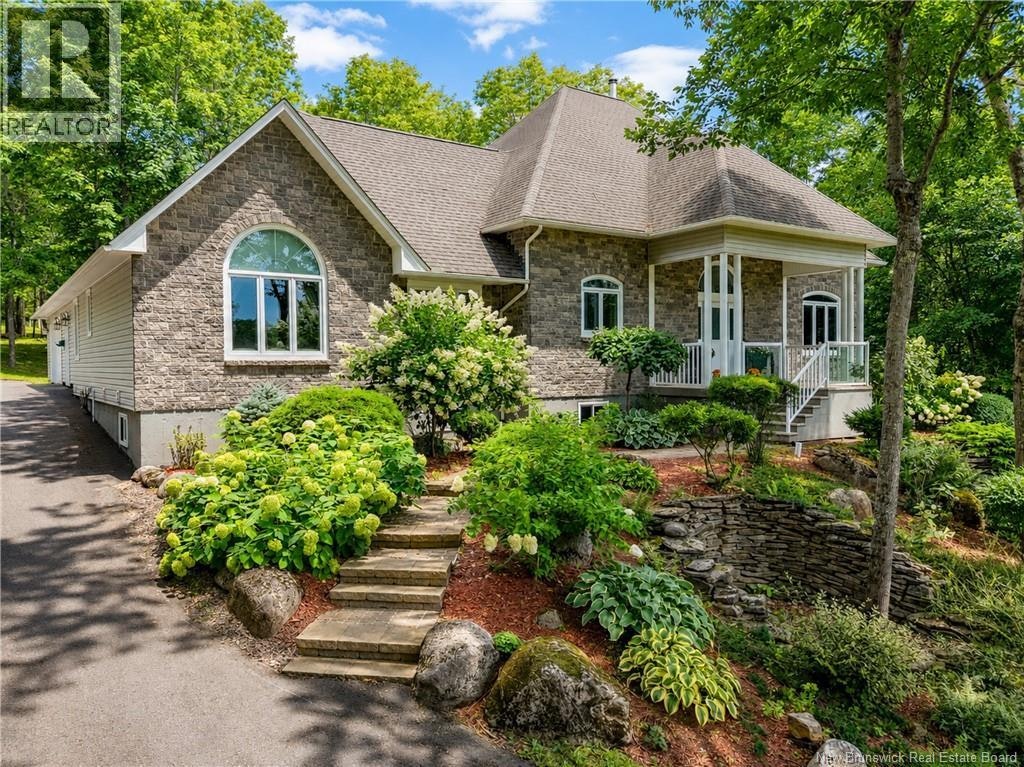 14 Carlisle Road, Douglas, NB, E3G 7N2