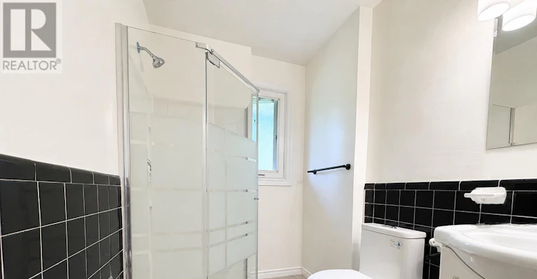 MAIN-39 Commons Drive, Toronto, ON, M1T 1E3 - 11