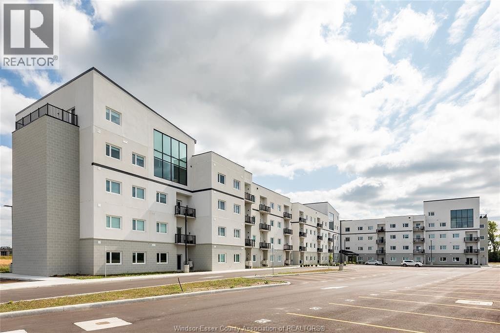 404-1900 6th Concession, Lasalle, ON, N9H 1J5 - 2