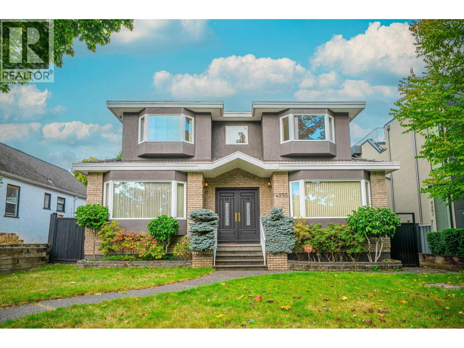4255 W 15th Avenue, Vancouver, BC, V6R 3A7