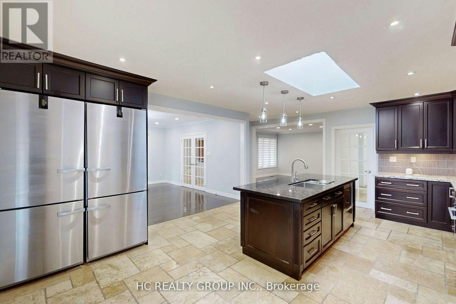 83 Fairway Heights Drive, Markham, ON, L3T 3A7 - 12