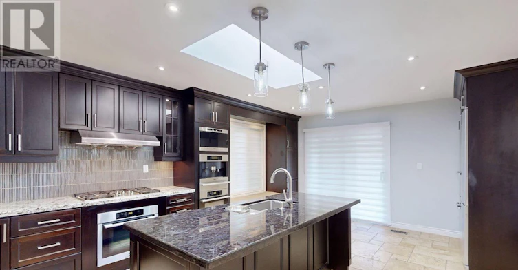 83 Fairway Heights Drive, Markham, ON, L3T 3A7 - 11