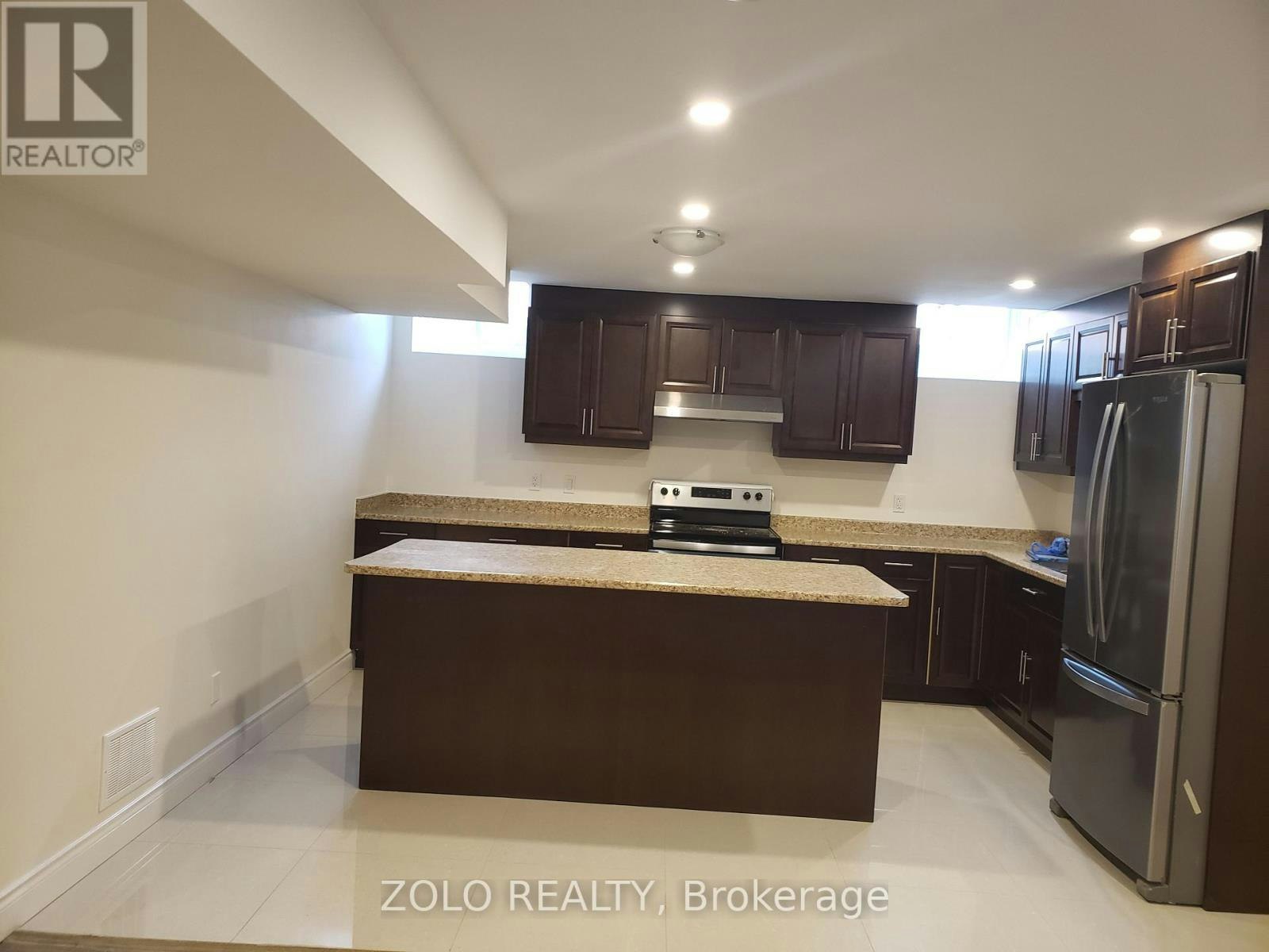 LOWER-58 Gibson Circle, Bradford West Gwillimbury, ON, L3Z 0X1
