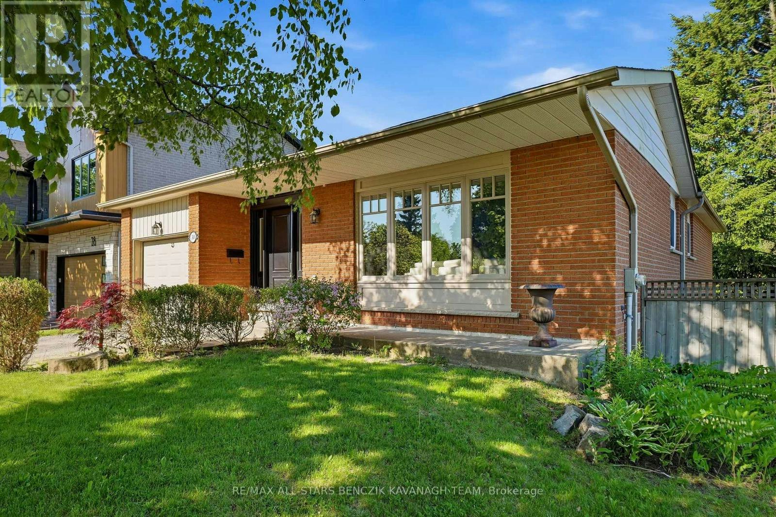 30 Sir Caradoc Place, Markham, ON, L3P 2X6