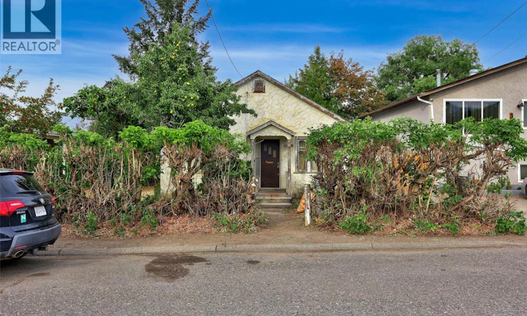 322 Linden Avenue