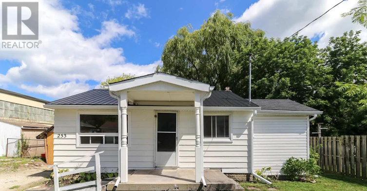 253 Thompson Street, Meaford, ON, N4L 1M3