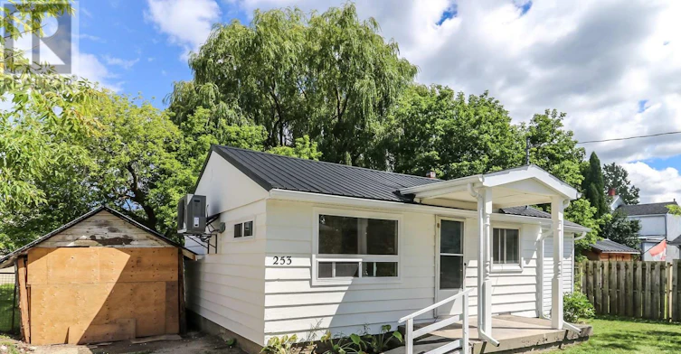 253 Thompson Street, Meaford, ON, N4L 1M3 - 3