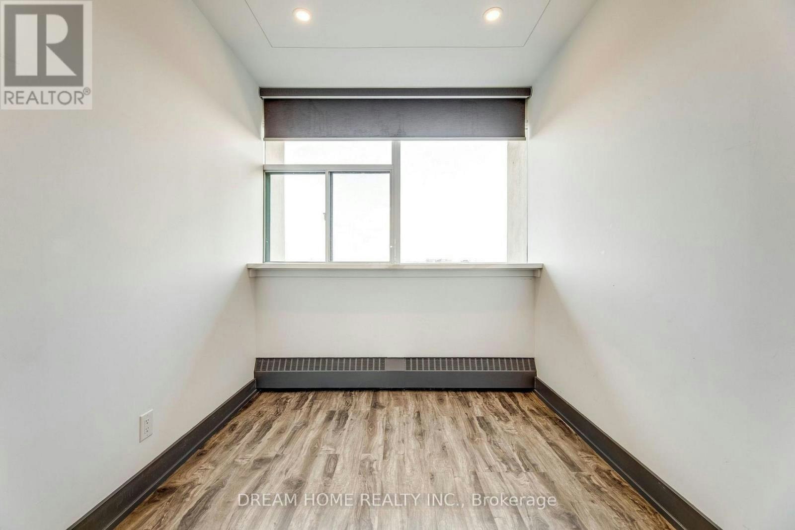 1010-2301 Derry Road W, Mississauga, ON, L5N 2R4 - 9
