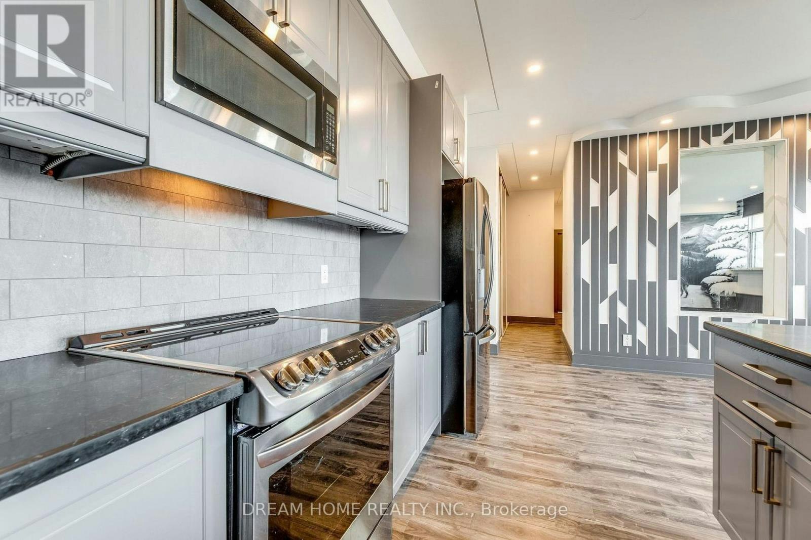 1010-2301 Derry Road W, Mississauga, ON, L5N 2R4 - 2