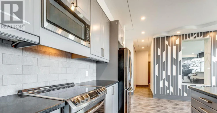 1010-2301 Derry Road W, Mississauga, ON, L5N 2R4 - 2