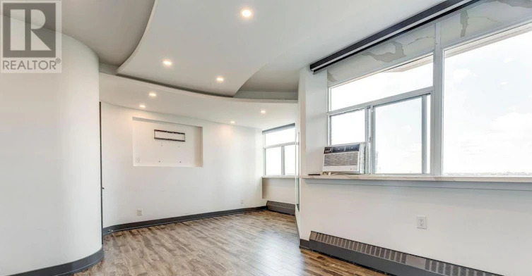 1010-2301 Derry Road W, Mississauga, ON, L5N 2R4 - 5