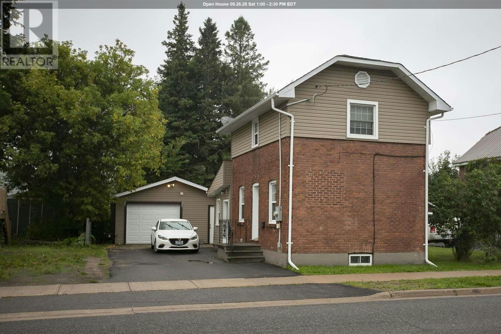3 Henrietta Avenue, Sault Ste. Marie, ON, P6C 1Z2