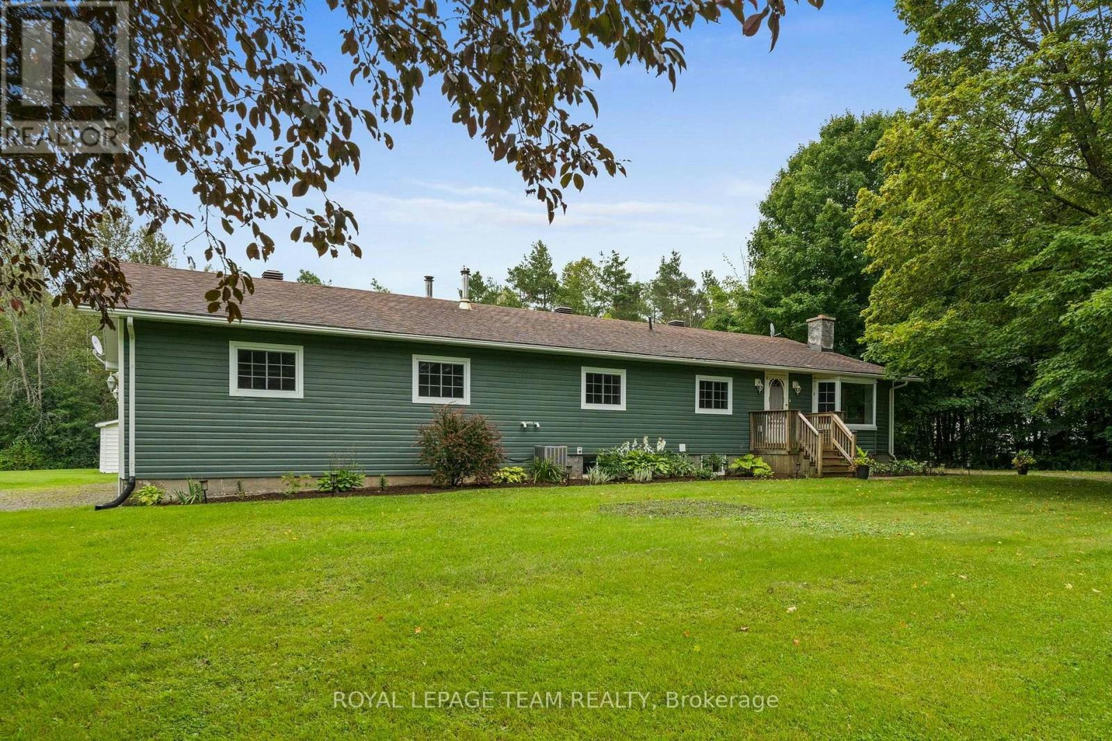 9115 44 County Road, Cardinal, ON, K0E 1X0