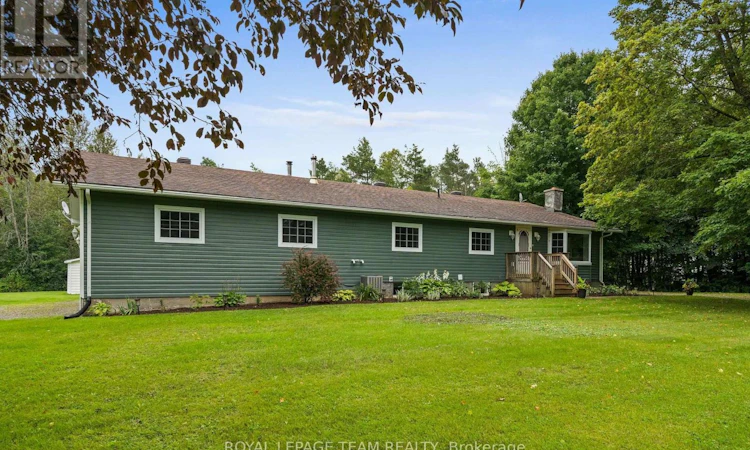9115 44 County Road