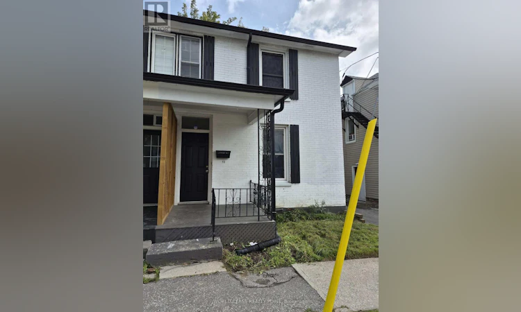 13 Brock Street E