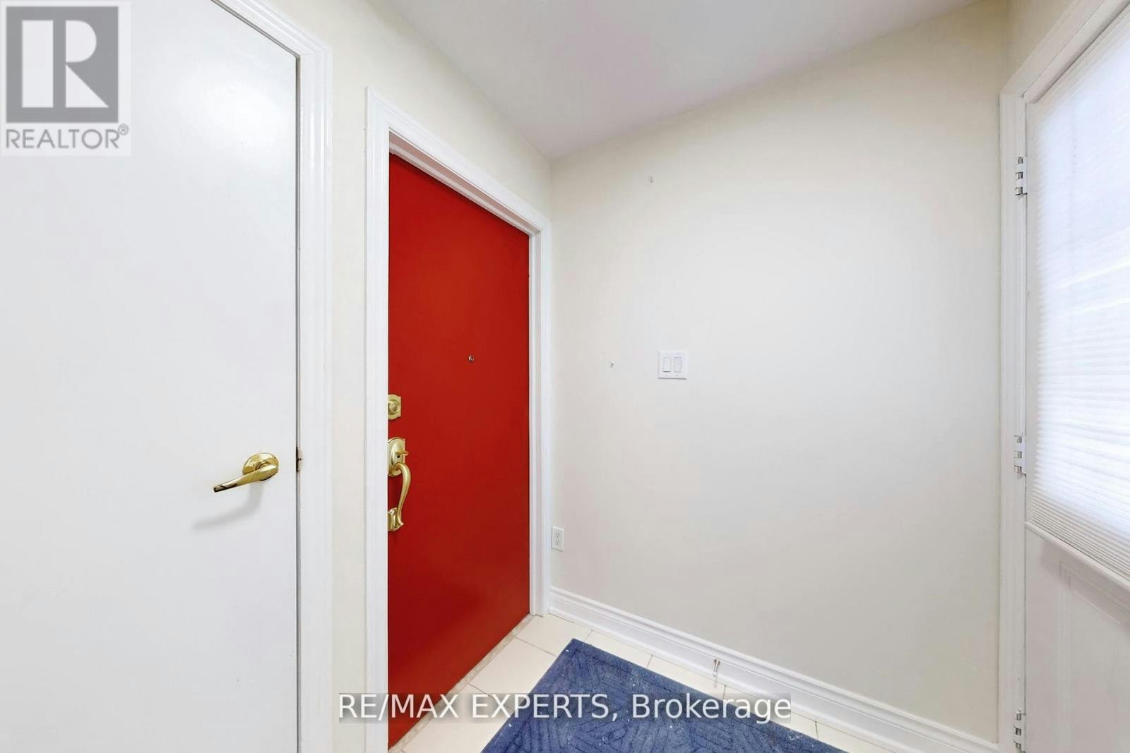 BSMT-14 Snowy Owl Way, Toronto, ON, M1X 0B4 - 3