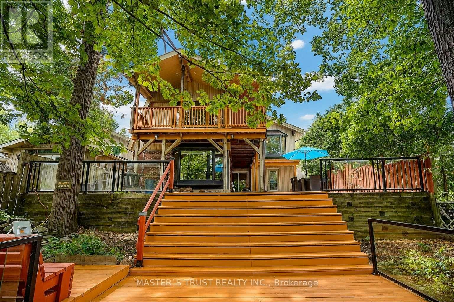 183 Birkdale Road, Toronto, ON, M1P 3R9