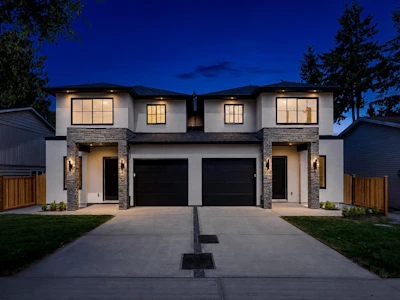 11823 82 Avenue - 2