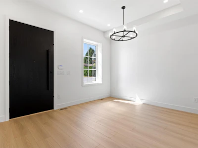11823 82 Avenue - 3