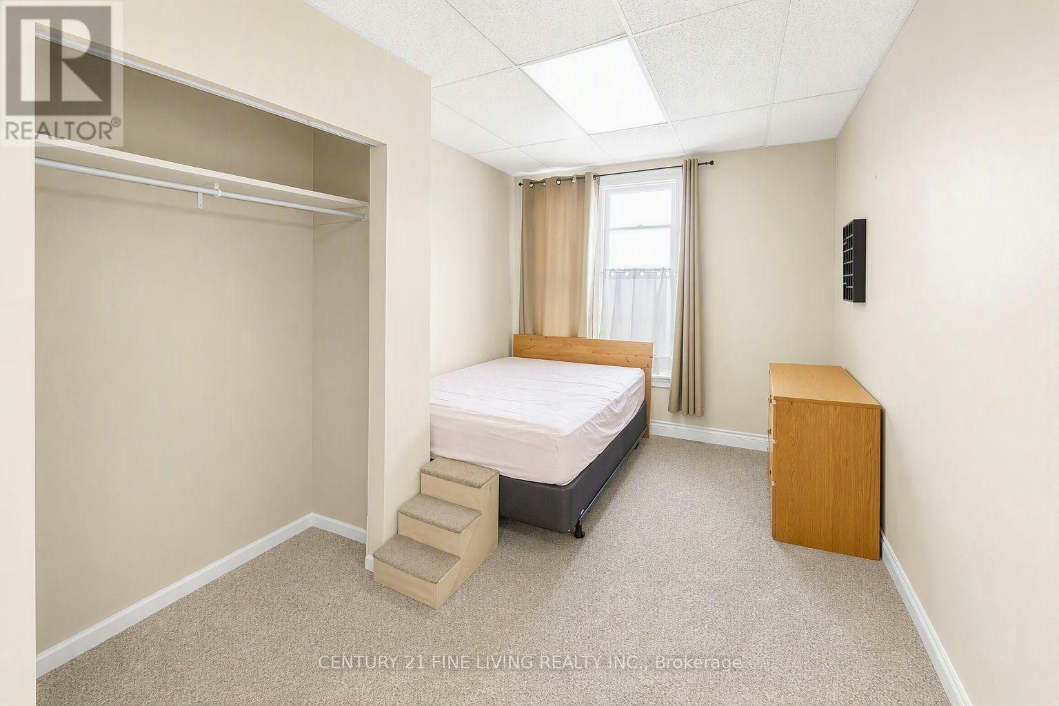 1-146 Bradford Street, Barrie, ON, L4N 3B3 - 2