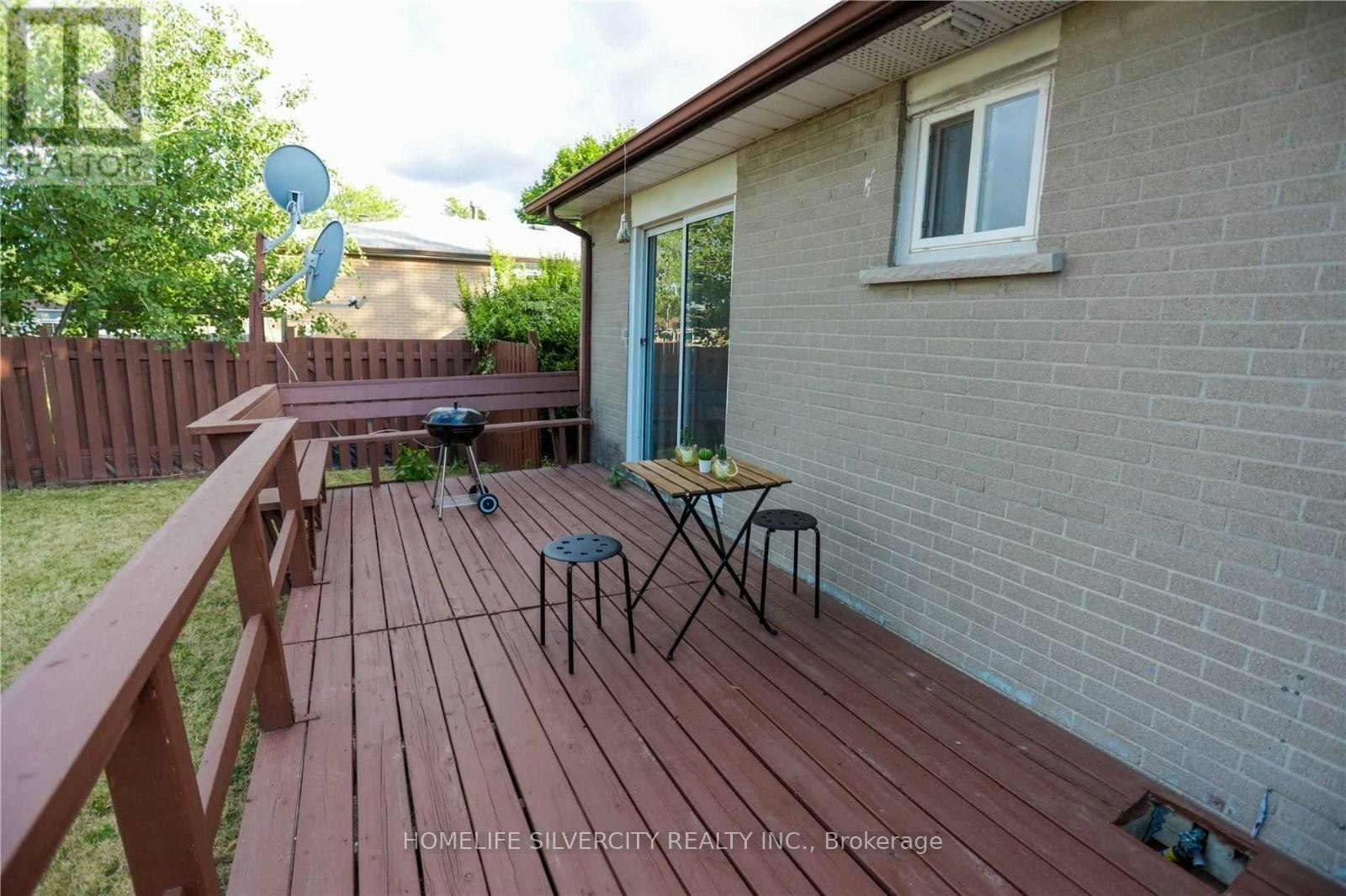 169 Folkstone Crescent, Brampton, ON, L6T 3M9 - 10