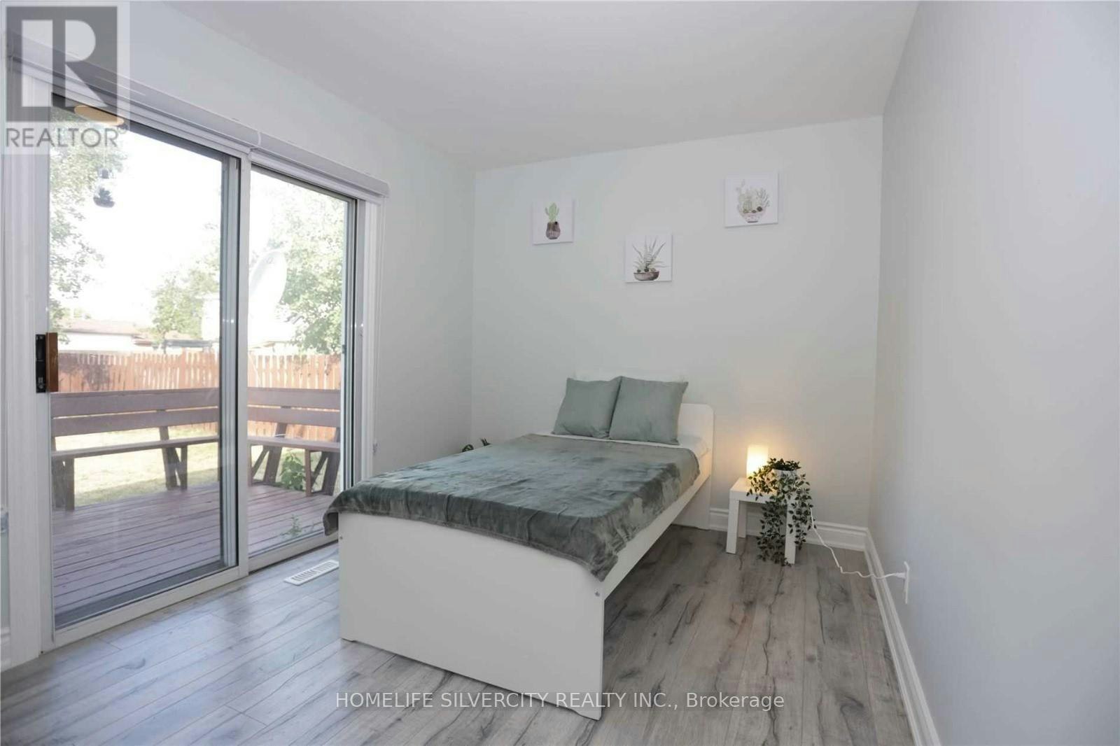 169 Folkstone Crescent, Brampton, ON, L6T 3M9 - 4