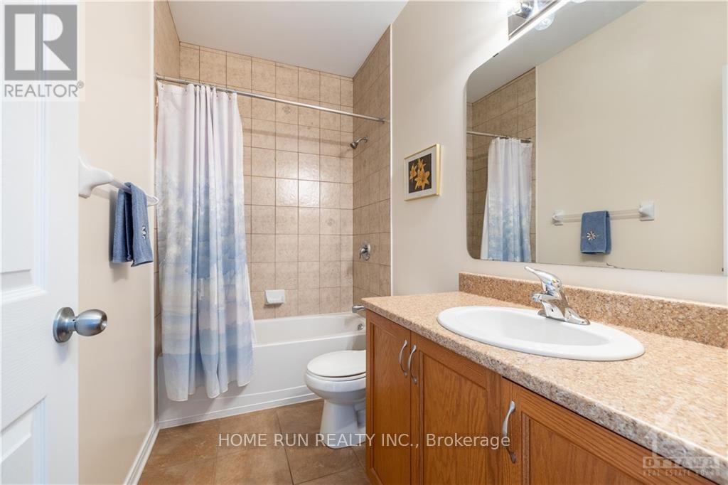 902 Burwash Landing Bay, Ottawa, ON, K2W 0C8 - 12
