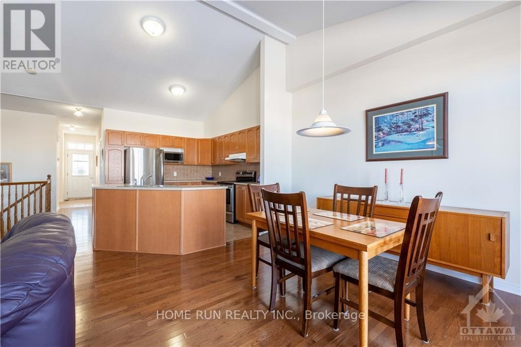 902 Burwash Landing Bay, Ottawa, ON, K2W 0C8 - 10