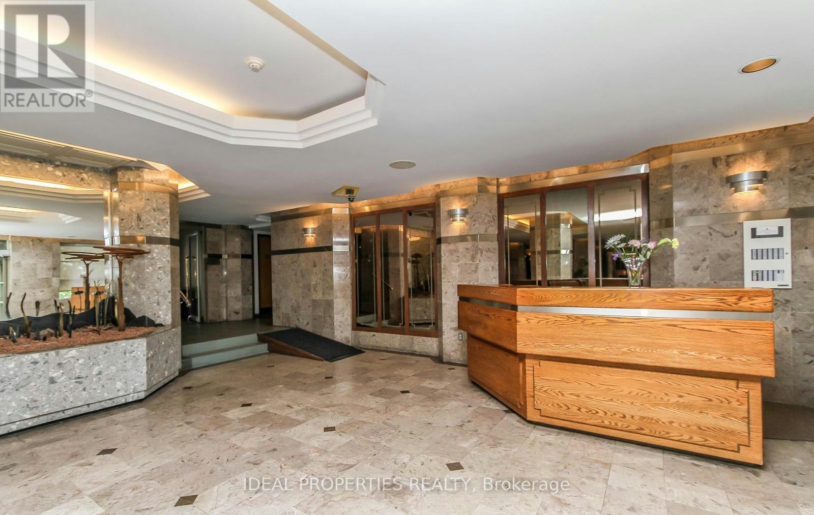 1701-2759 Carousel Crescent, Ottawa, ON, K1T 2N5 - 3