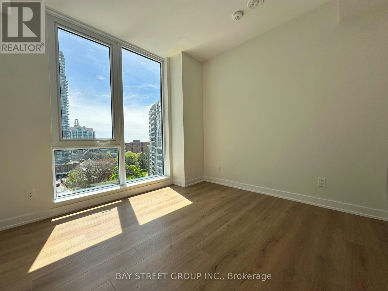 805-15 Ellerslie Avenue, Toronto, ON, M2N 0L7 - 2