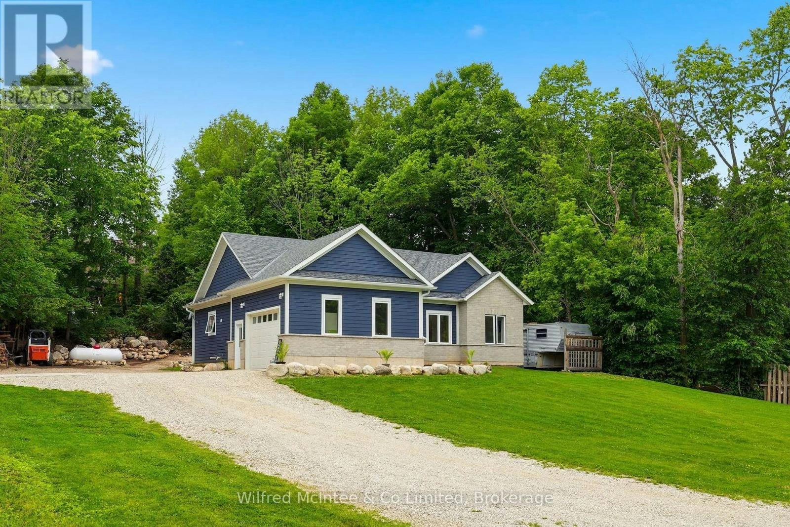 316040 6 Highway, Chatsworth, ON, N0H 2V0