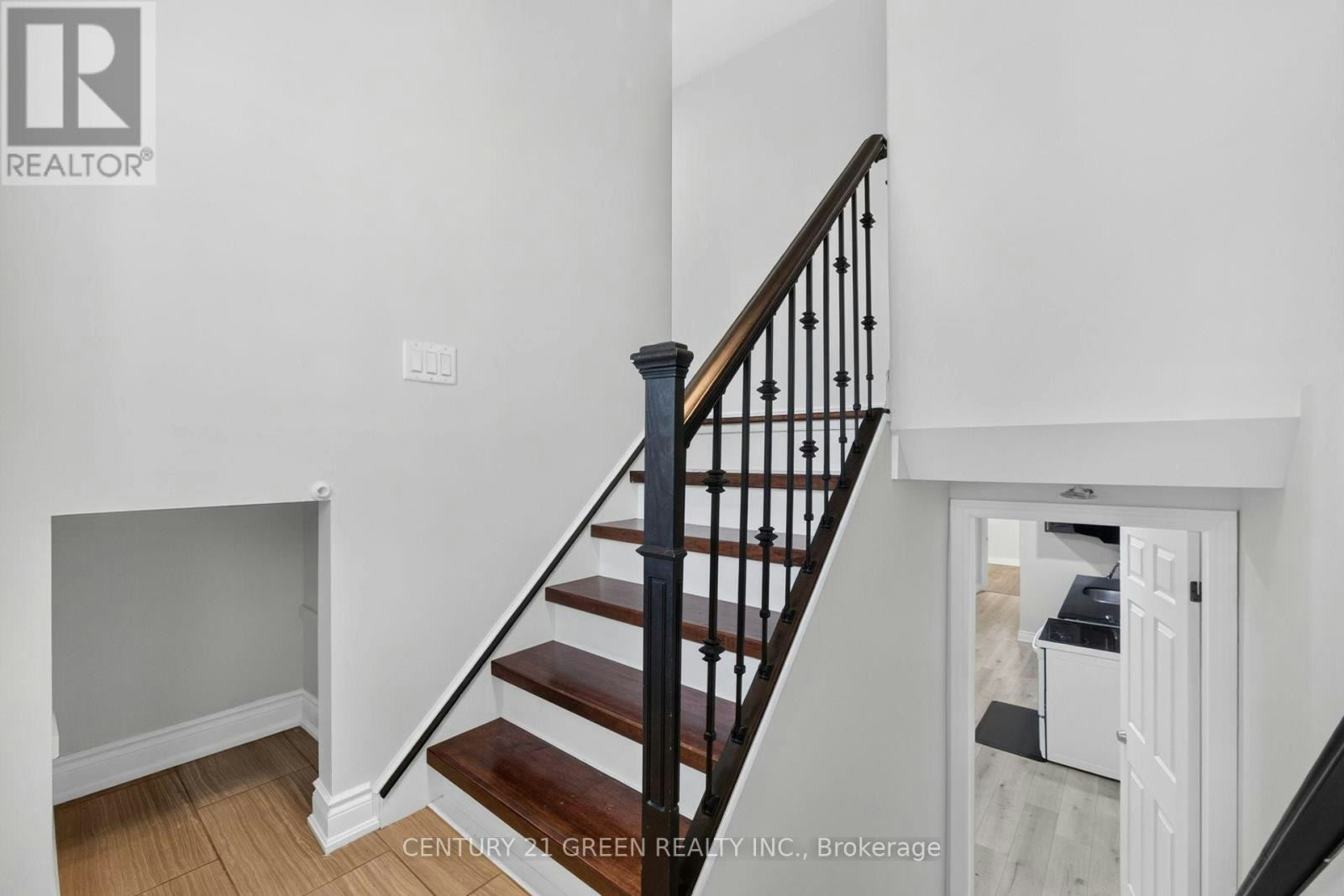 MAIN-22 Quaker Crescent, Hamilton, ON, L8W 1H5 - 8