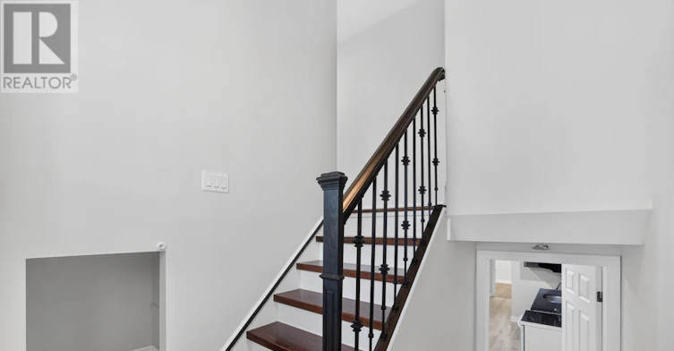 MAIN-22 Quaker Crescent, Hamilton, ON, L8W 1H5 - 8