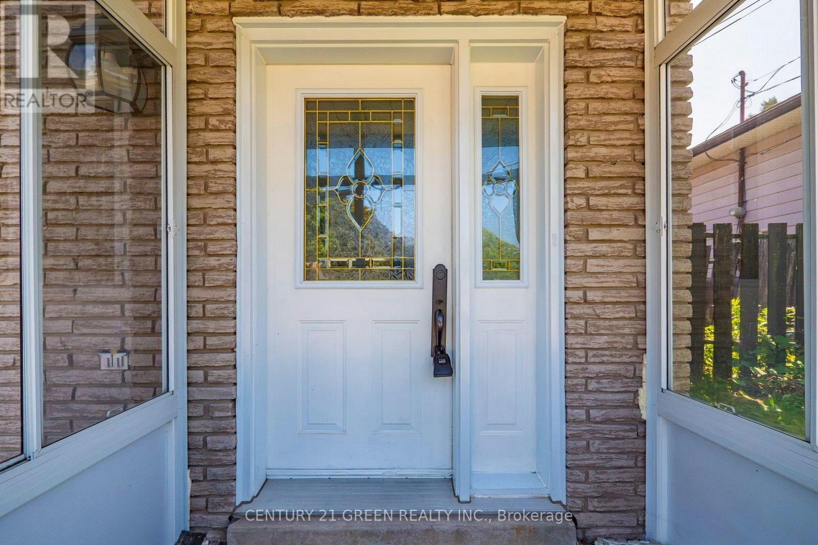 MAIN-22 Quaker Crescent, Hamilton, ON, L8W 1H5 - 7