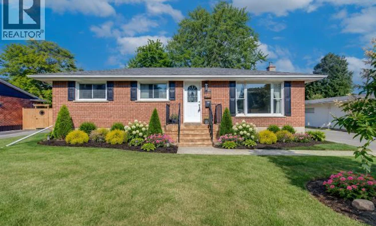 62 Forsythe Avenue
