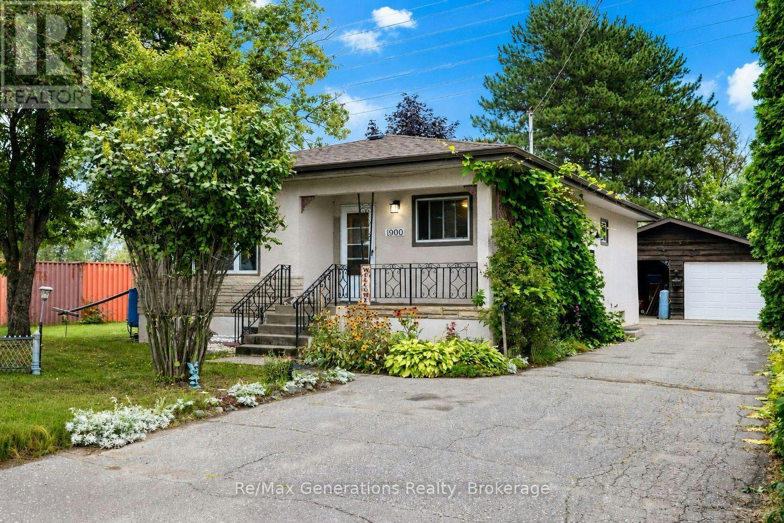 1900 Bailey Avenue, Thunder Bay, ON, P7E 2X1