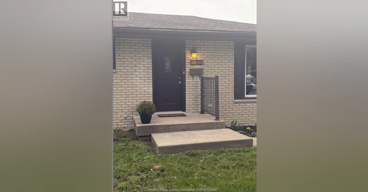 12102 Evergreen Drive, Tecumseh, ON, N8N 1G9 - 3